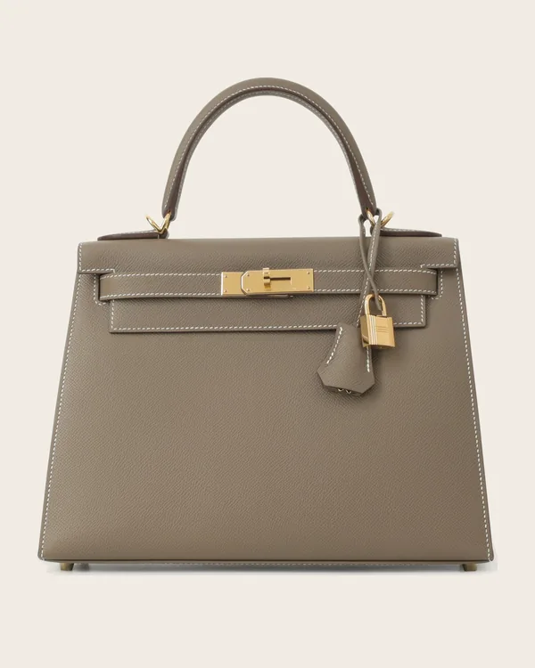 Hermès Kelly 28 Sellier in Étoupe Epsom, front view